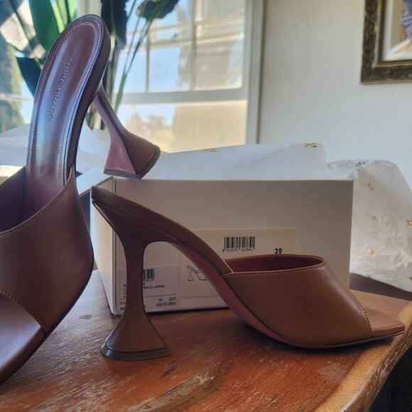 Amina Muaddi Lupita leather sandals size: 39 Nude/Beige/Camel - Picture 2 of 13
